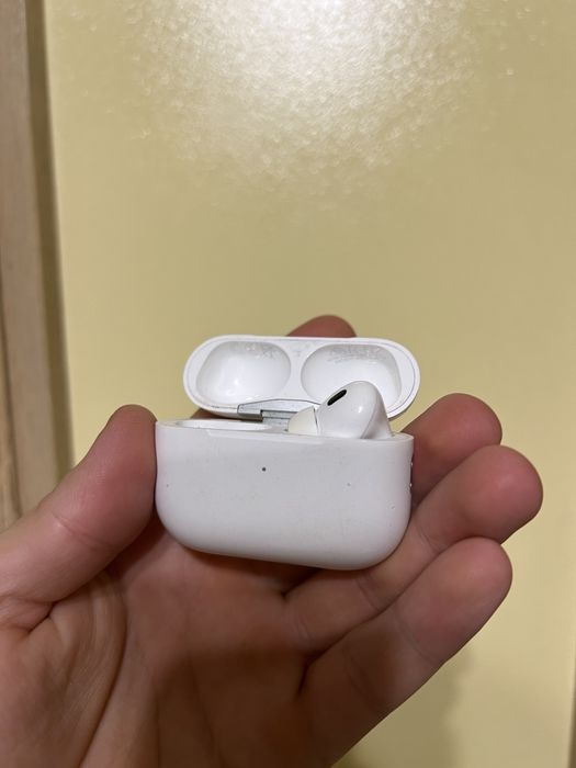 AirPods Pro 2 (Lightning)