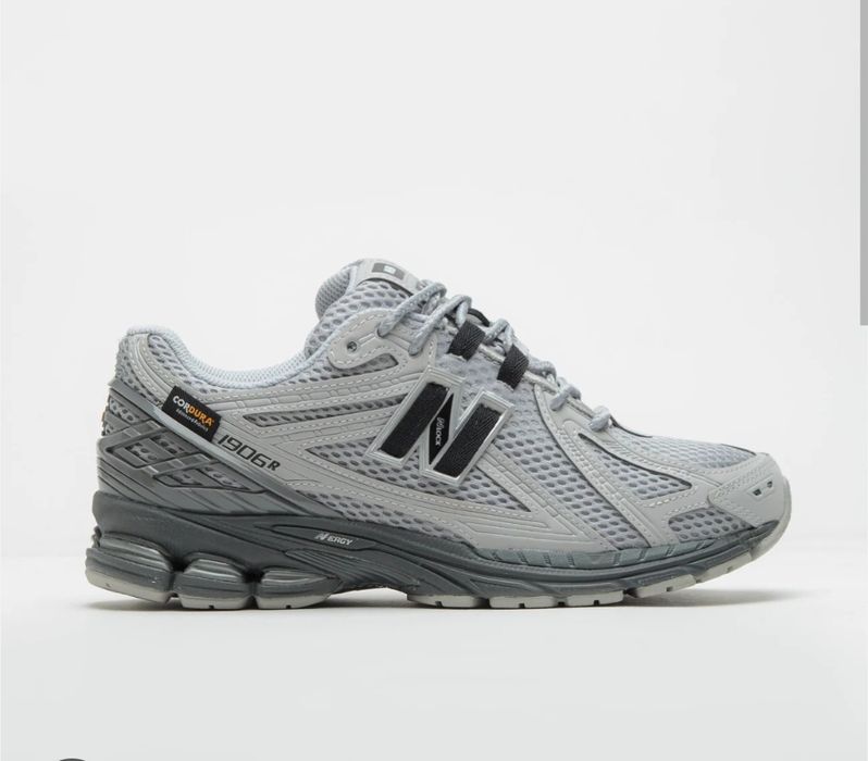 New balance 1906R Grey