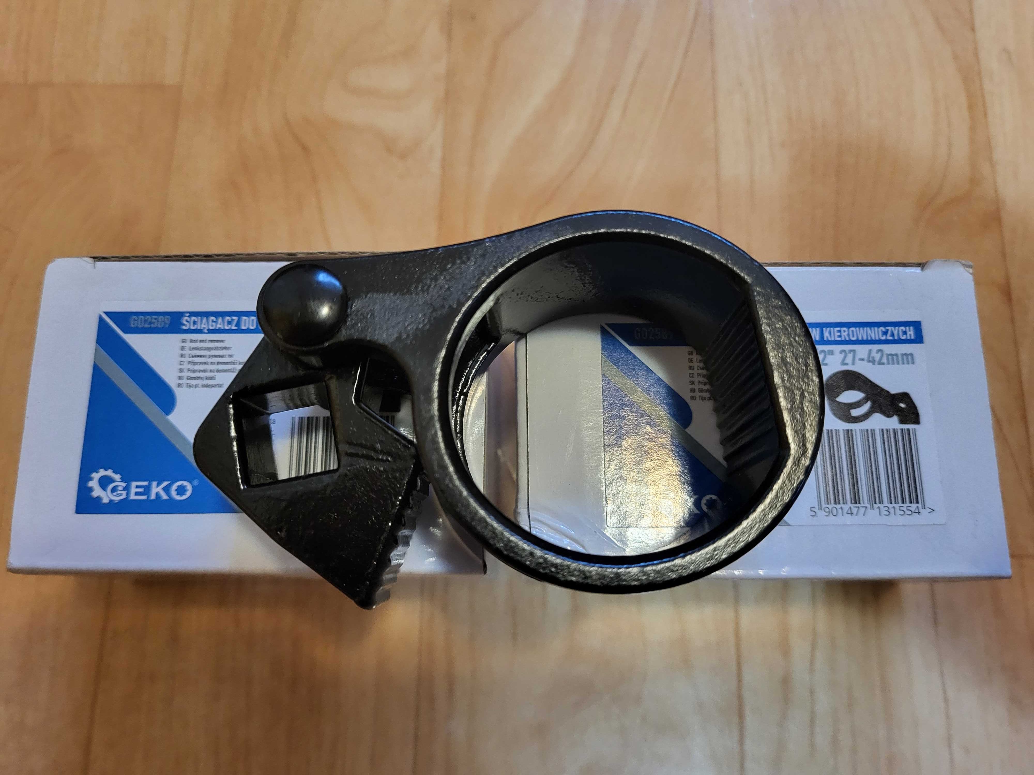 Съемник шруса универсальный GEKO G02584-G02586-G02589