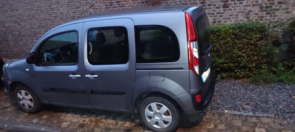 Renault Kangoo - Como Nova
