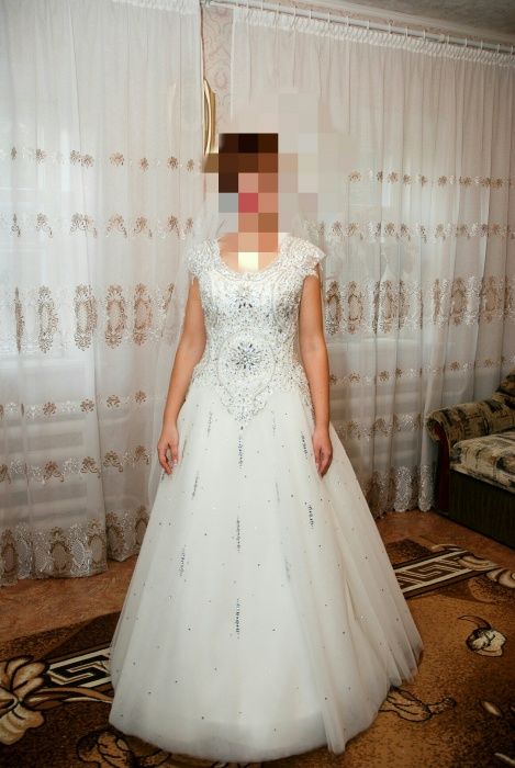 Продам эксклюзивное свадебное платье