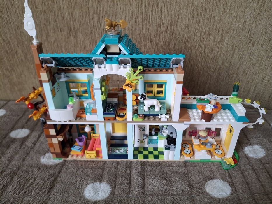 Lego friends 41730 "будинок отом"