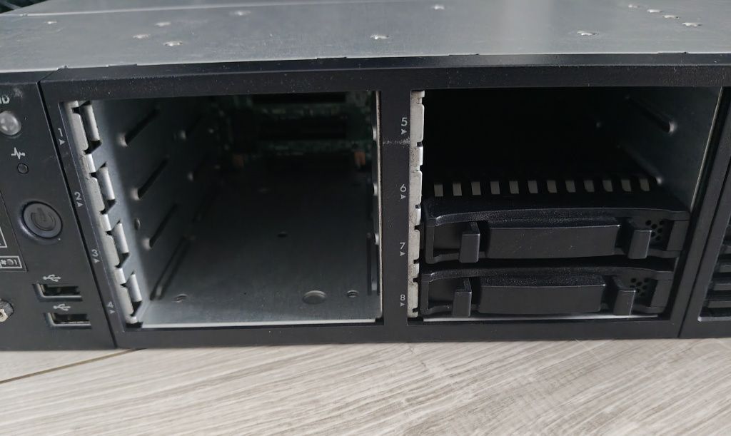 Serwer HP ProLiant DL380 G7 rack 1U 2xXeon X5660