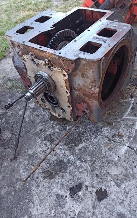 Tylny most Ursus C360,355,obudowa-1.000zł