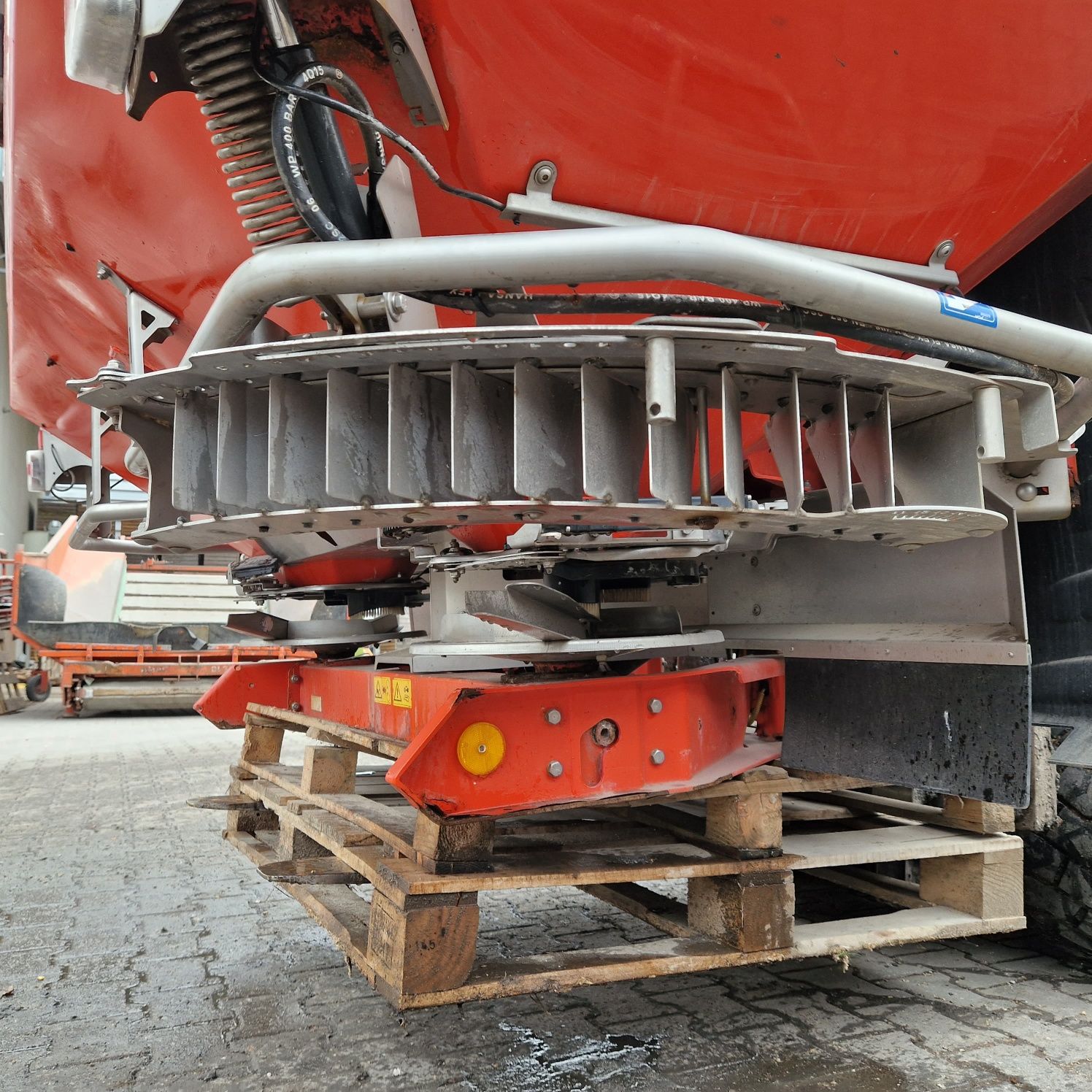 Kuhn axis-m 30.2 EMC + W rauch gps