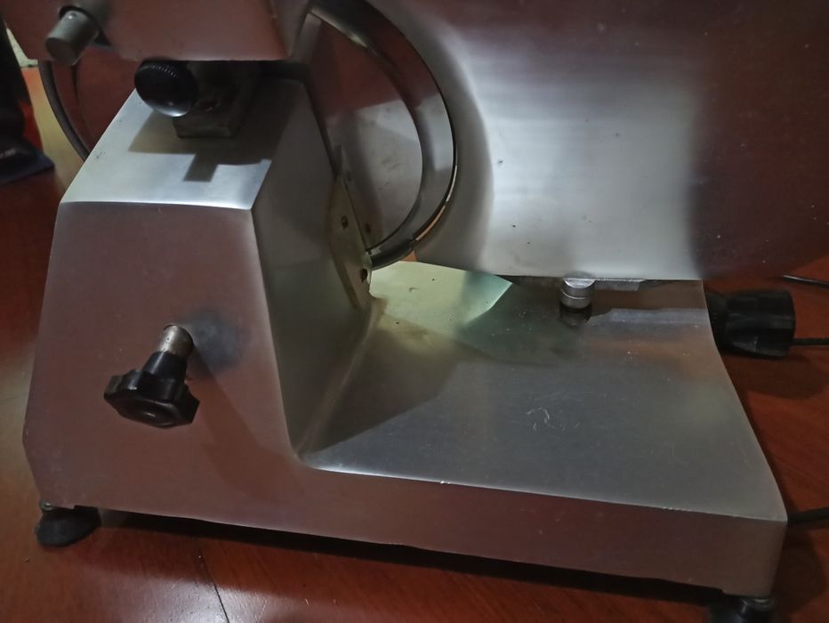 Fiambreira como novo