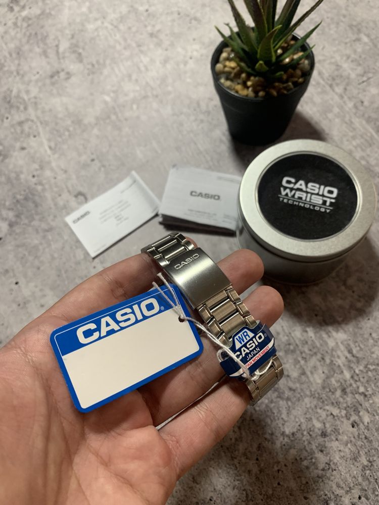 Годинник Casio MTP-1183A-2A  касіо синій циферблат часы касио