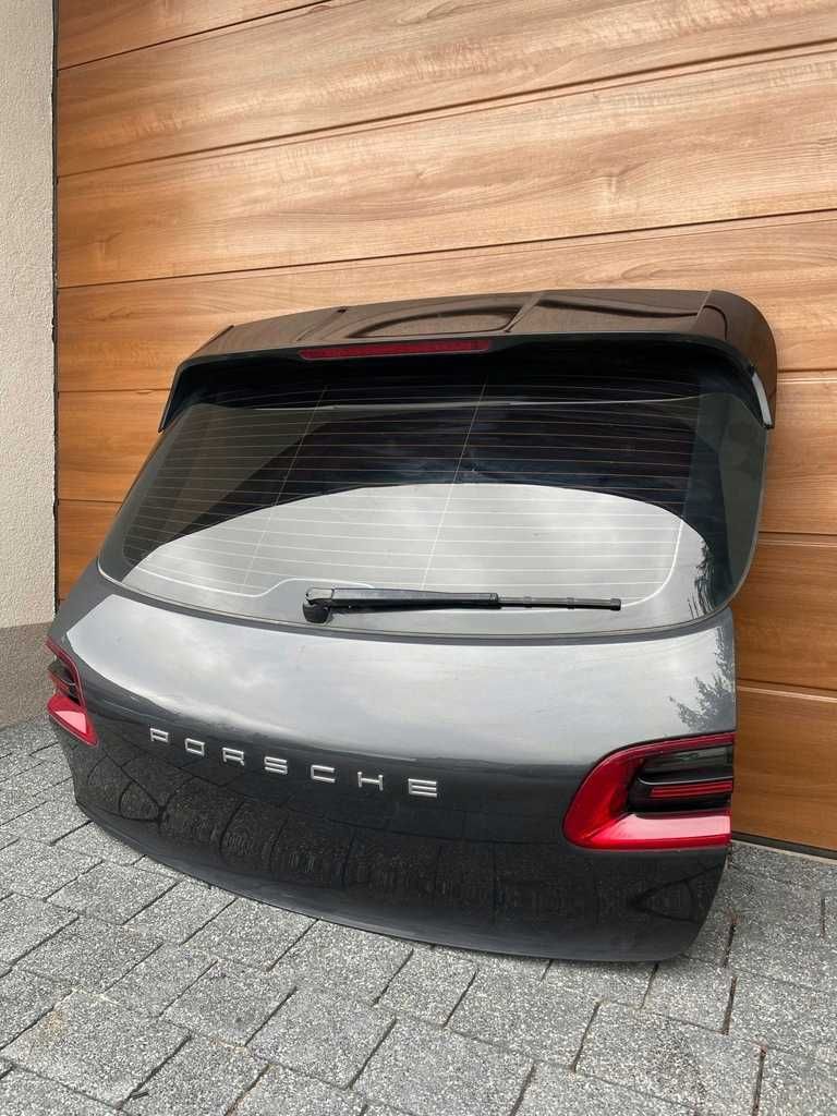 Крышка багажника Porsche Macan разборка розборка Порше