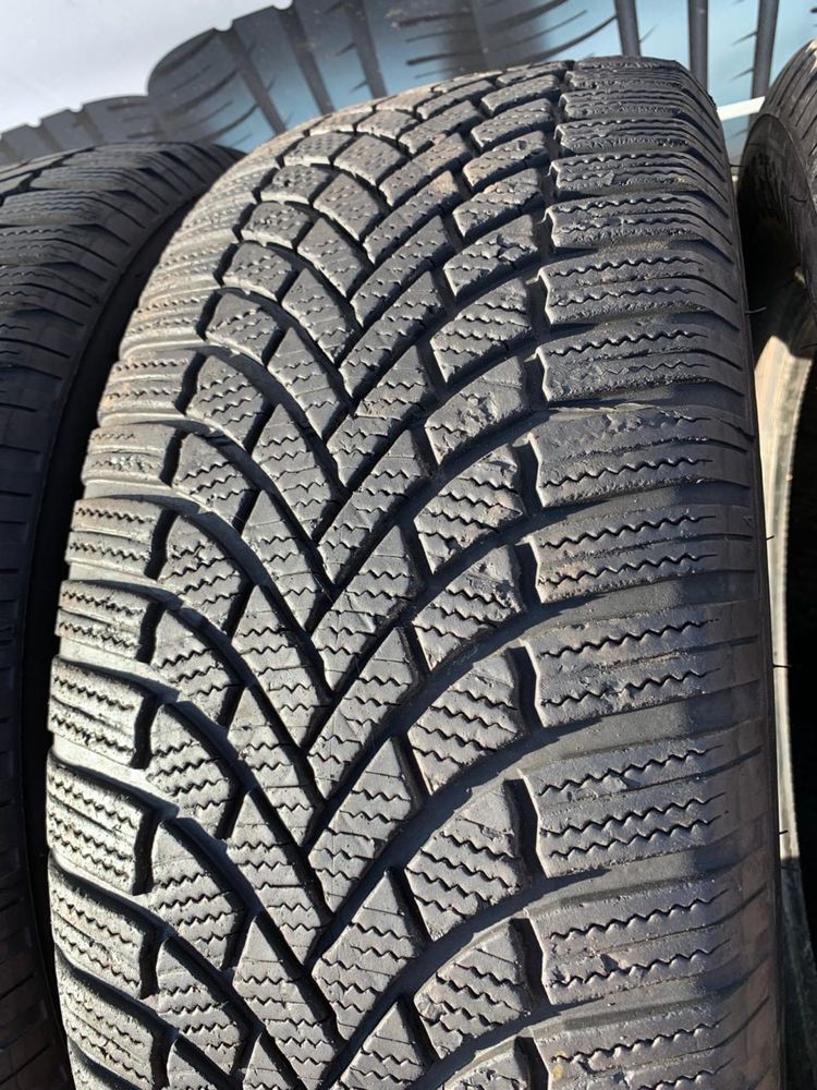 Шини 235/60 R18 Bridgestone 6,8-7мм, зима