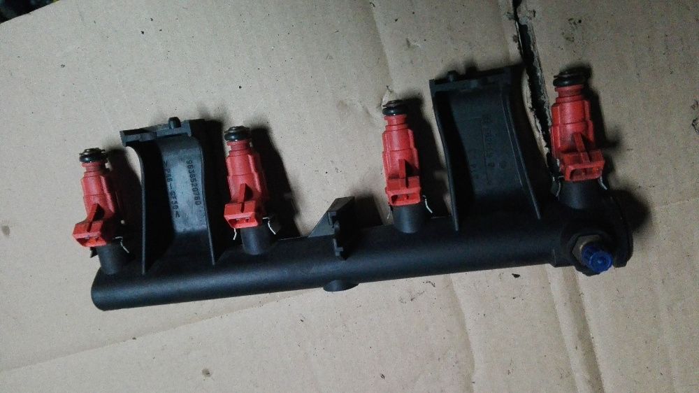 Listwa Wtryskowa 307 Berlingo 206 Xsara C2 1,6 16 V Komplet