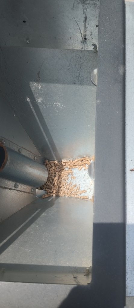 Salamandra pellets