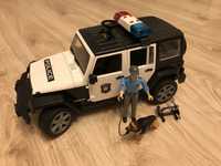 Jeep policyjny bruder z ludzikiem