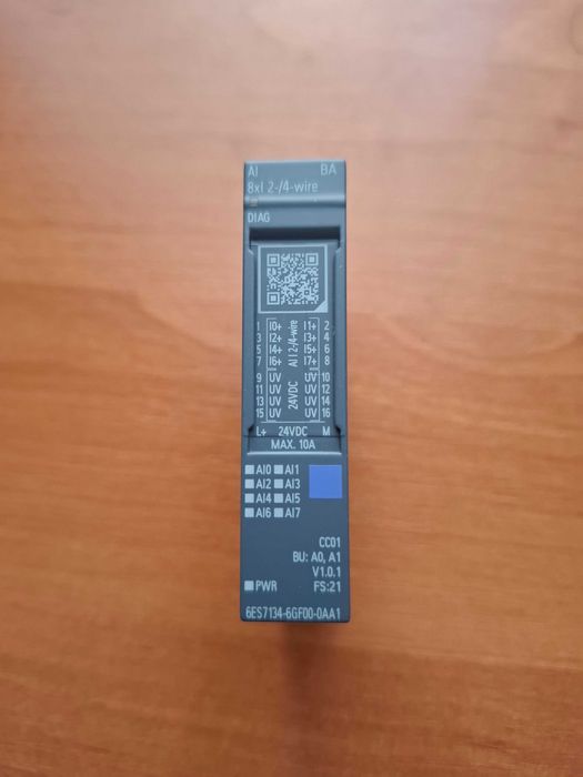 Продам модуль Siemens 6ES7134-6GF00-0AA1 AI8 2/4 wire