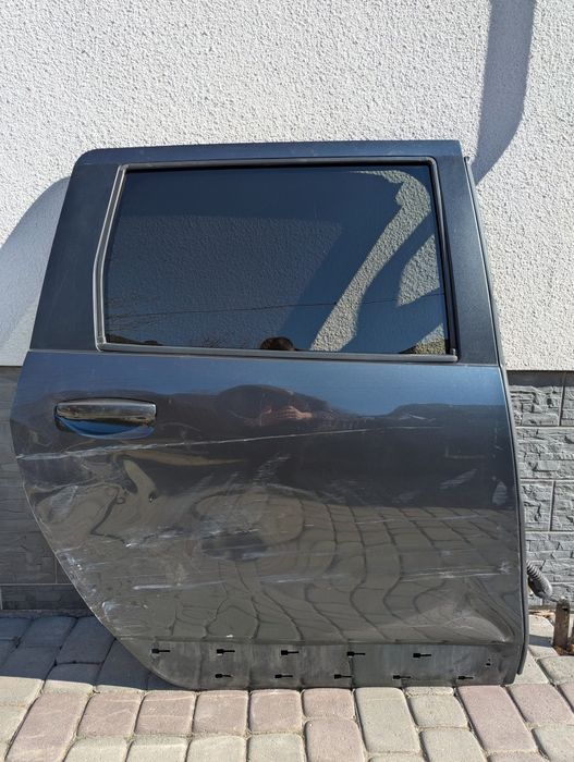 Дверка Dacia Lodgy