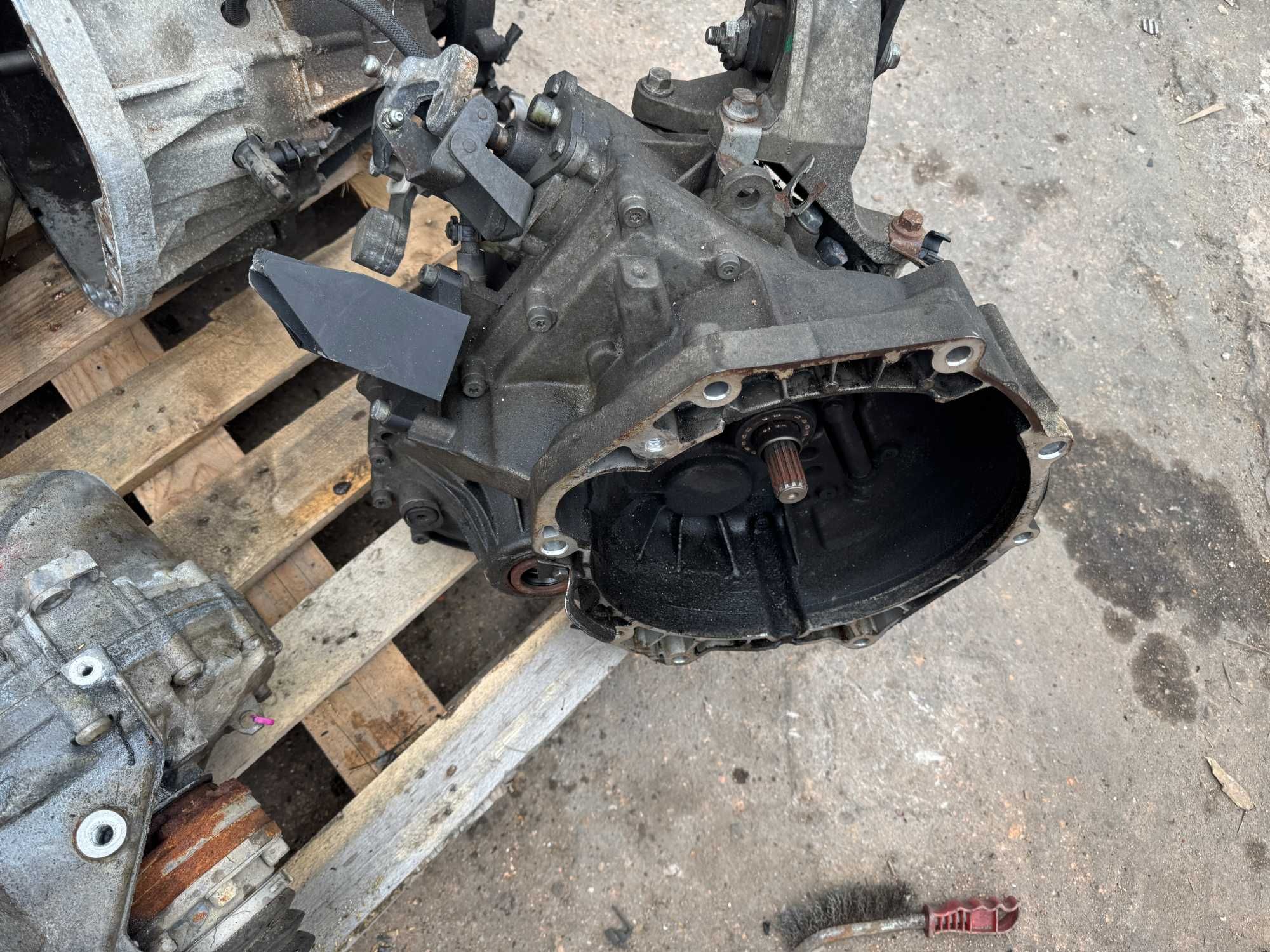 skrzynia biegów mini s 1.6 bke