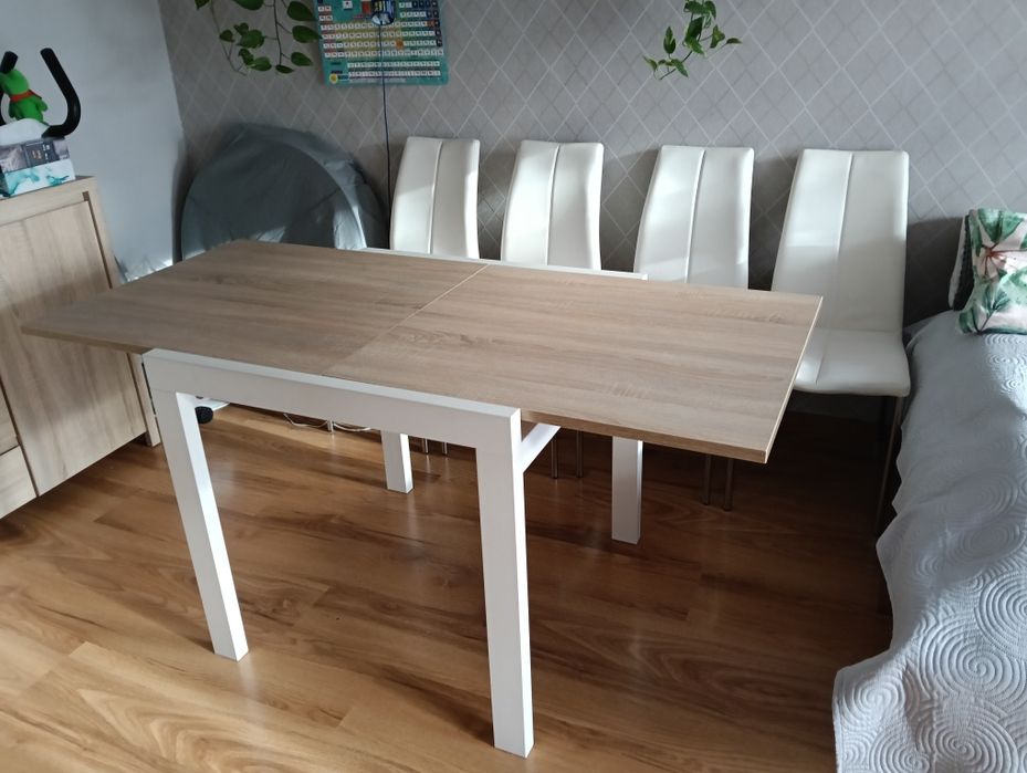 Stół rozkładany 80/80/160 i 4 krzesła
