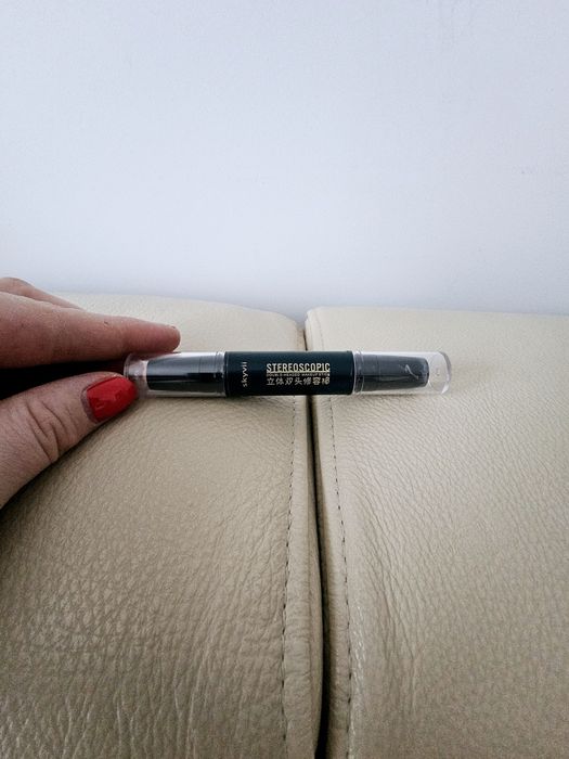 Bronzer i rozświetlacz w kredce