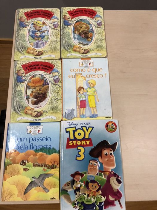 Livros infantis como novos
