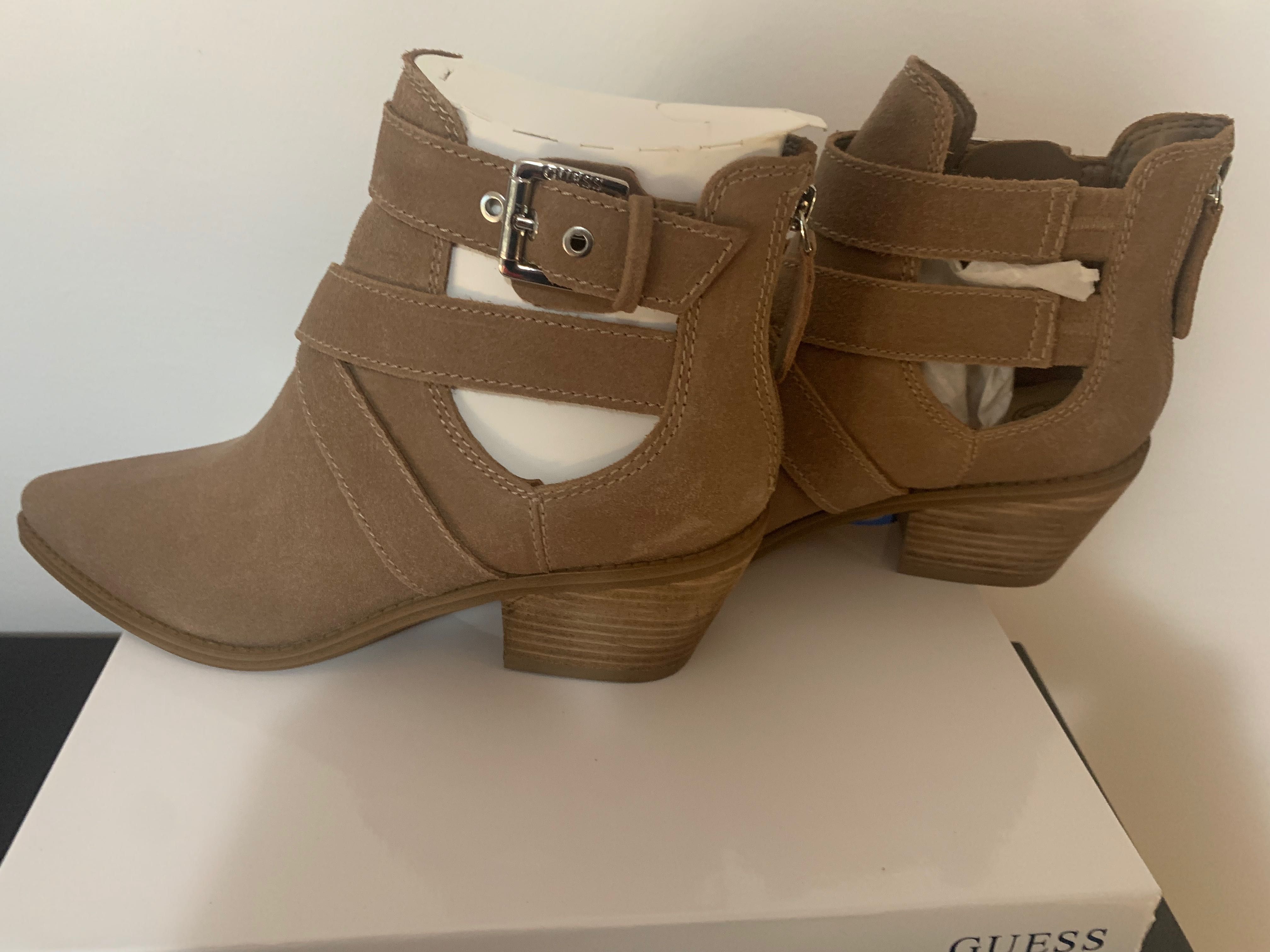 Botins Guess tamanho 39