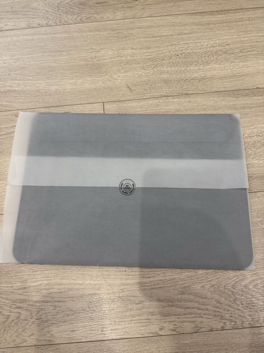 Кожаный чехол на макбук