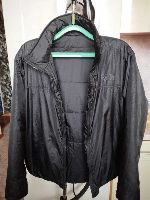 Продам оригінальну двосторонню куртку The North Face
