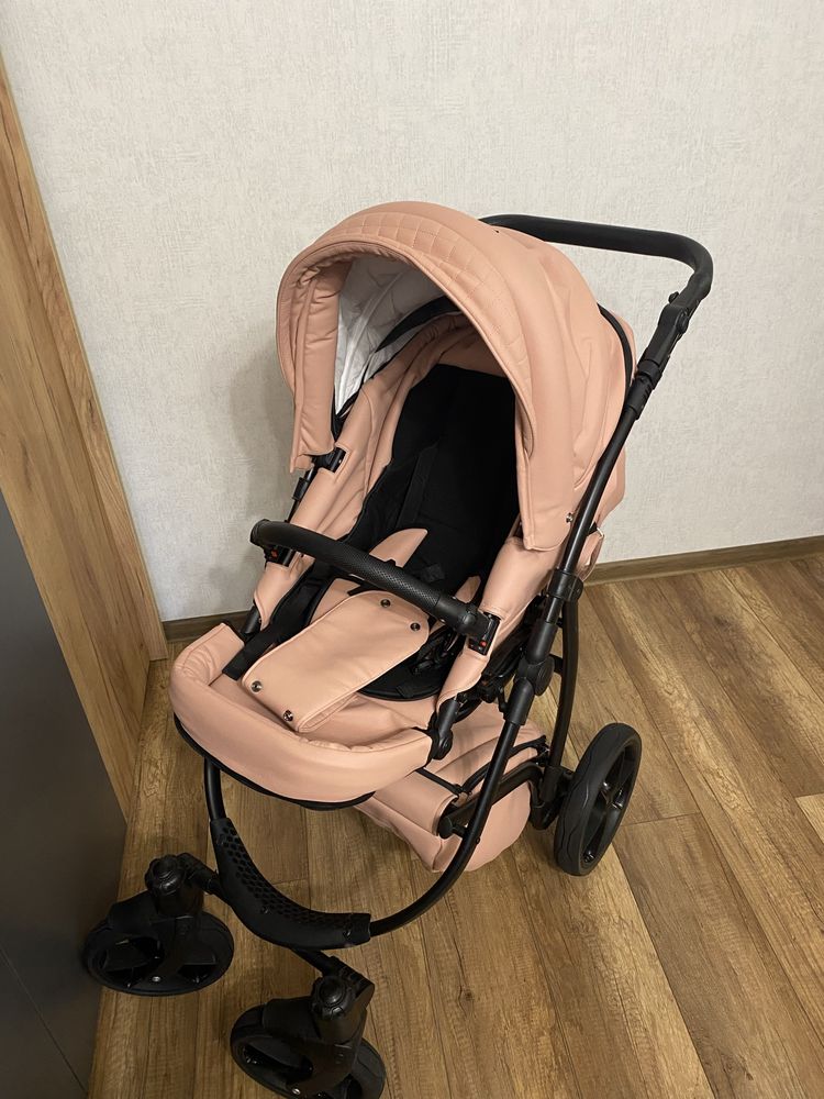 Продам коляску Baby pram 2 в 1