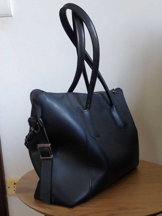 Сумка чорна шкіряна