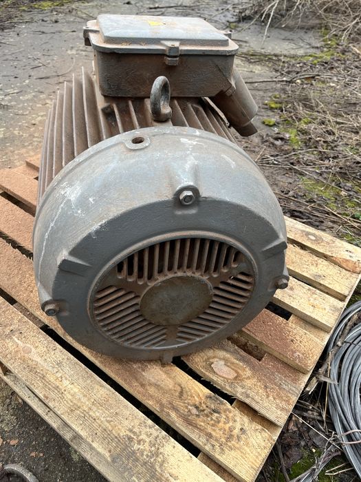 Електродвигуни 37кВт 1470 об/хв ,30 кВт 1470 об/хв