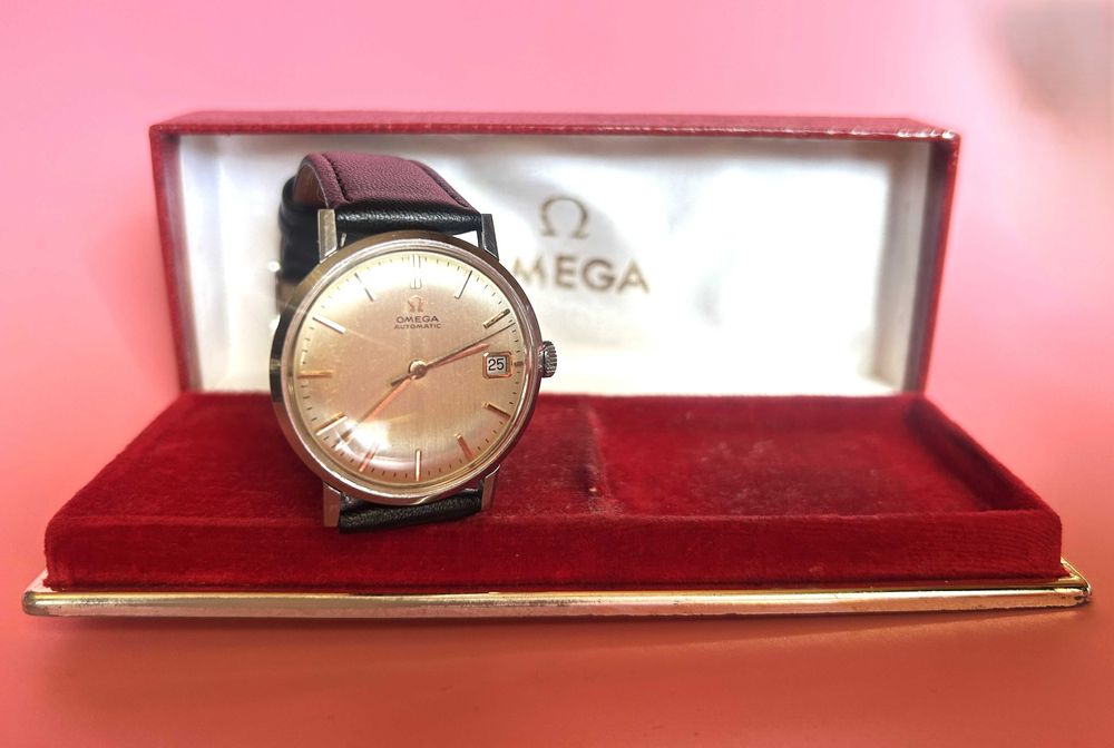 Zegarek „OMEGA AUTOMATIC” 24 JEWELS + pudełko. Lata 60 ubiegłego wieku