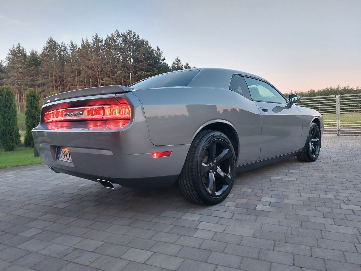 Dodge Challenger SXT Plus 3.6 V6 PL