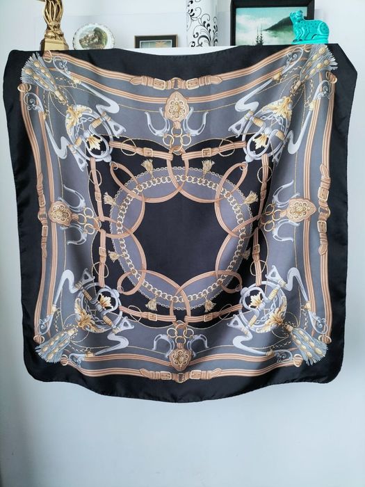 Винтажный шелковый платок