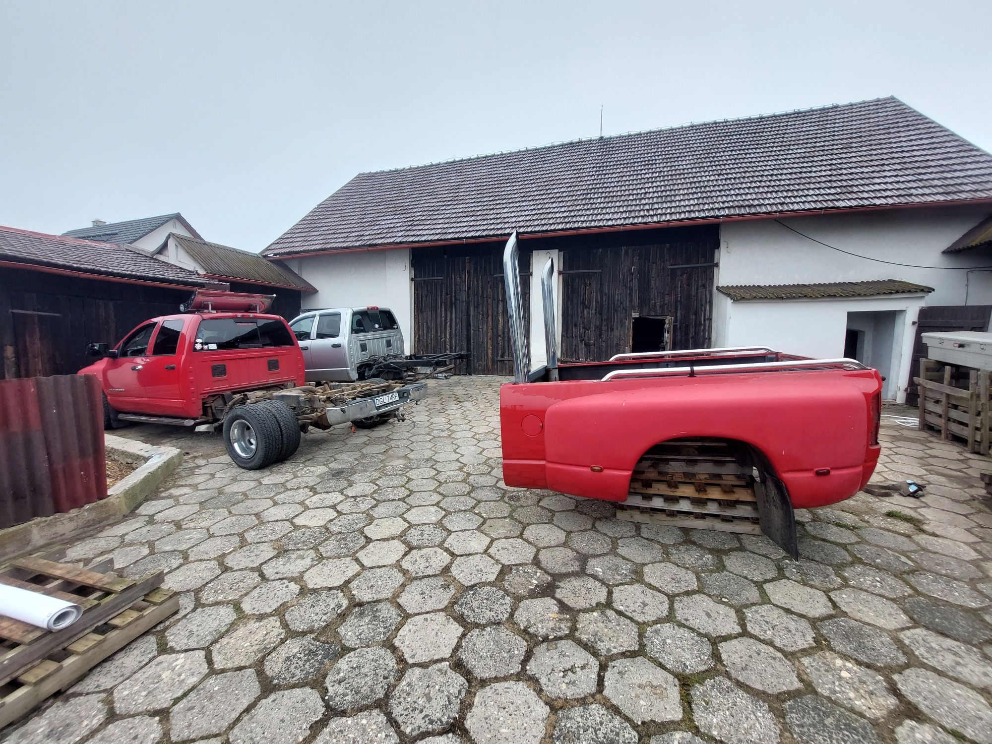 Dodge Viper Ram SRT10 4.7 5.7 3gen. Maska i inne