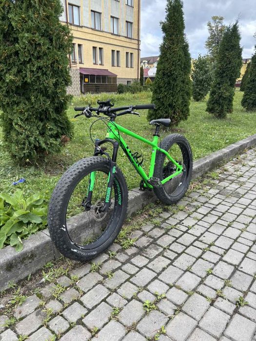 Продаю велосипед трек фетбайк