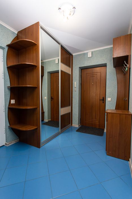 Центр. Вул. Родини Барвінських. Власник. Квартира подобово