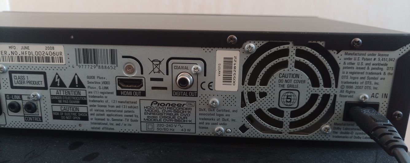 DVD HDD рекордер Pioneer DVR-560H