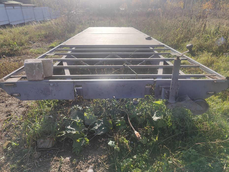 Причіп 3500кг 8.6м прицеп