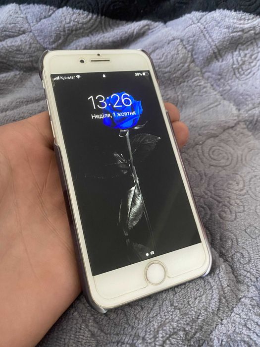 Продам IPhone 8 64Gb