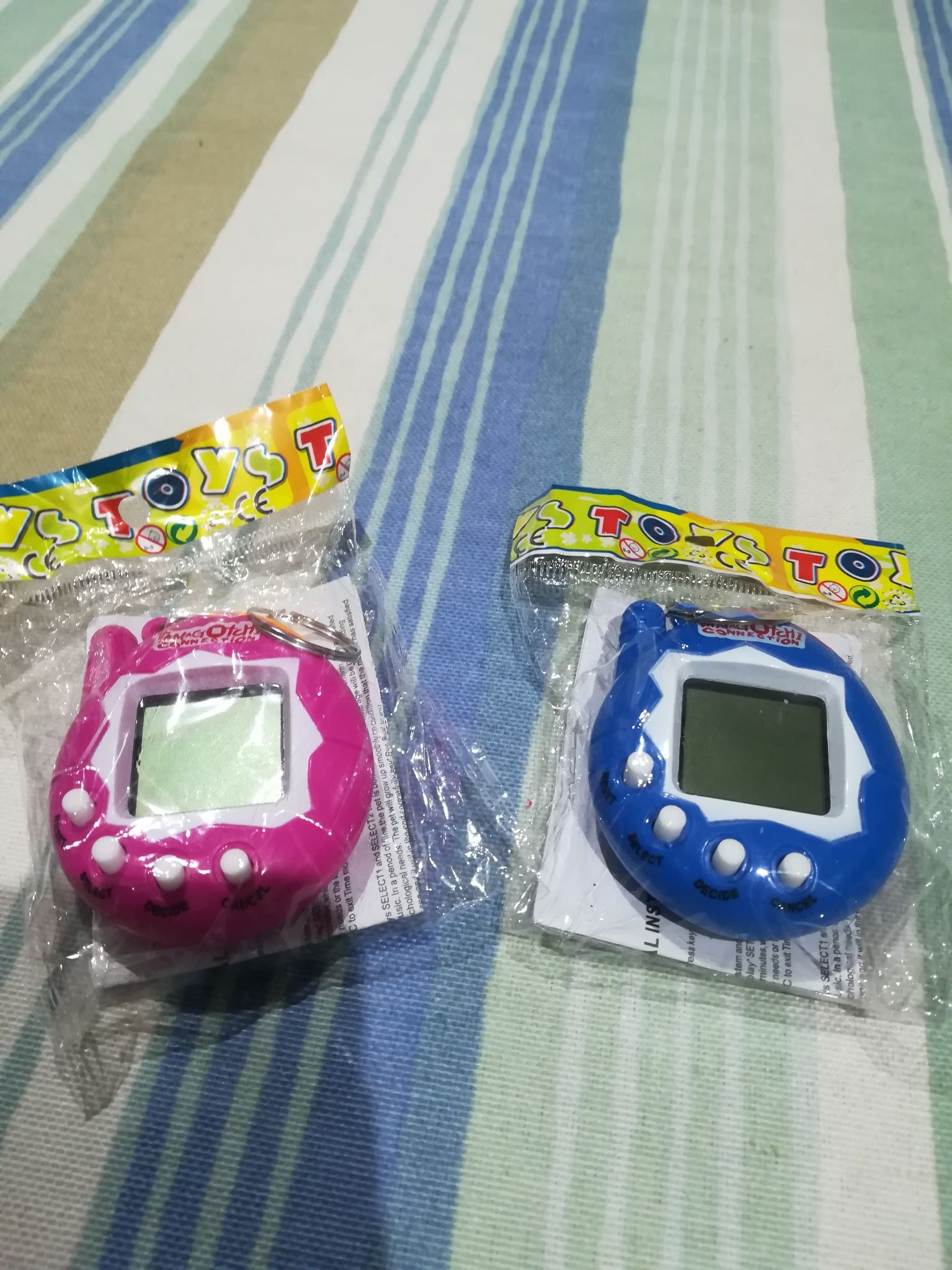 Tamagotchi novo laranja