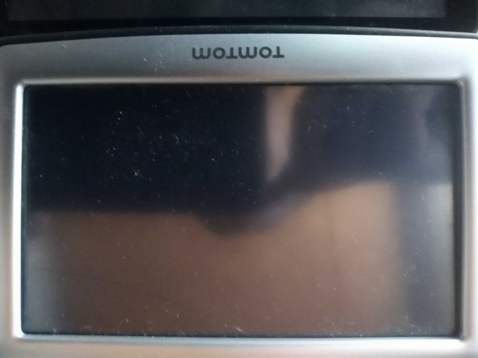 Продам навигатор томтом и другие