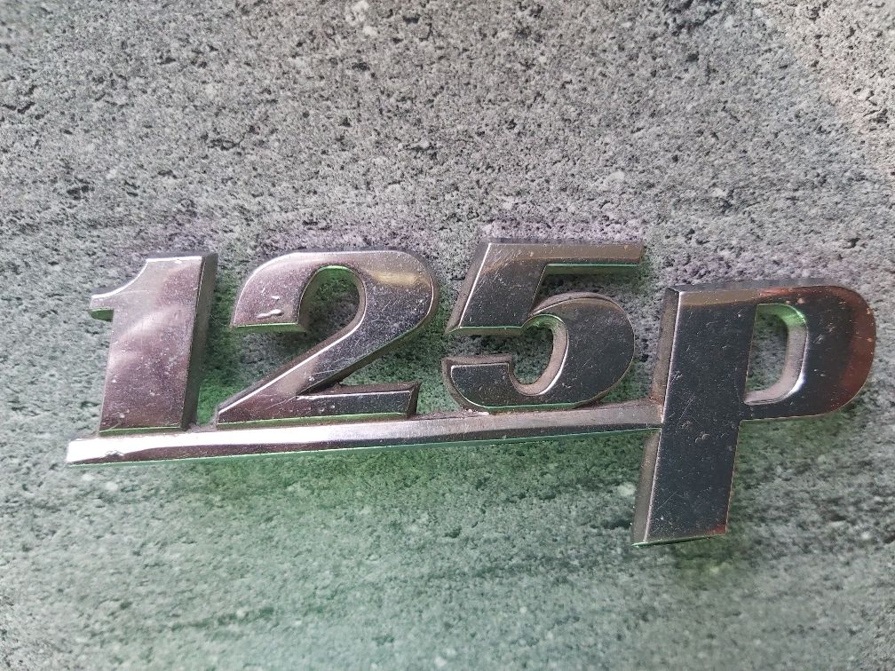 Emblemat Fiat 125p