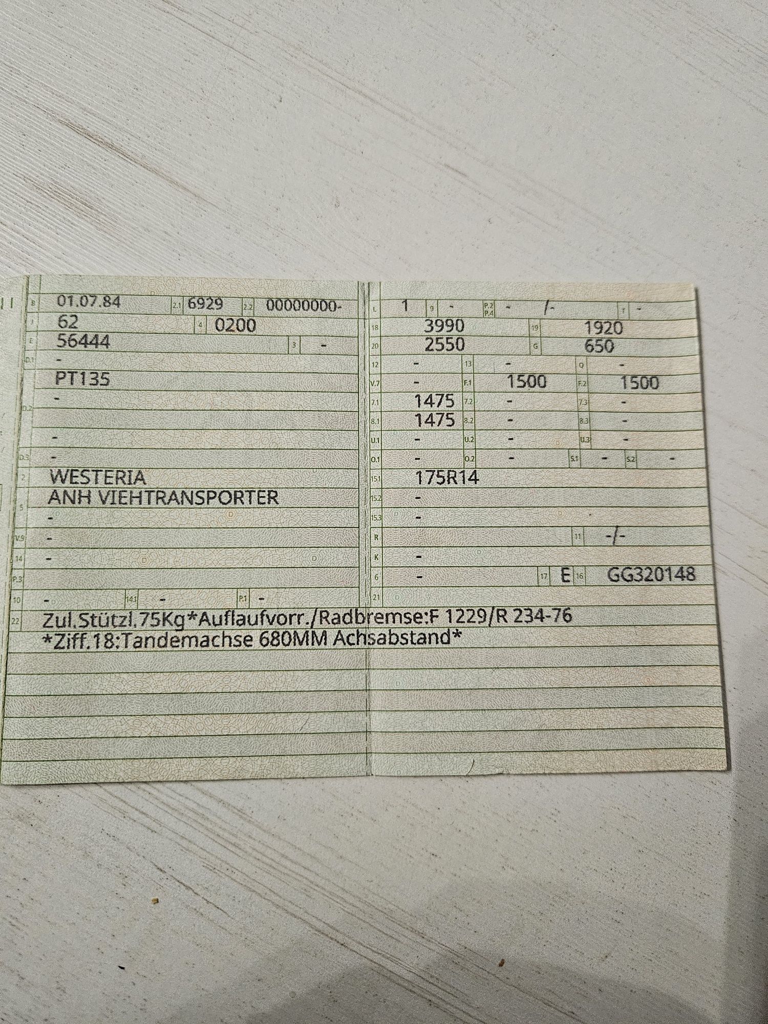 Przyczepa dla koni