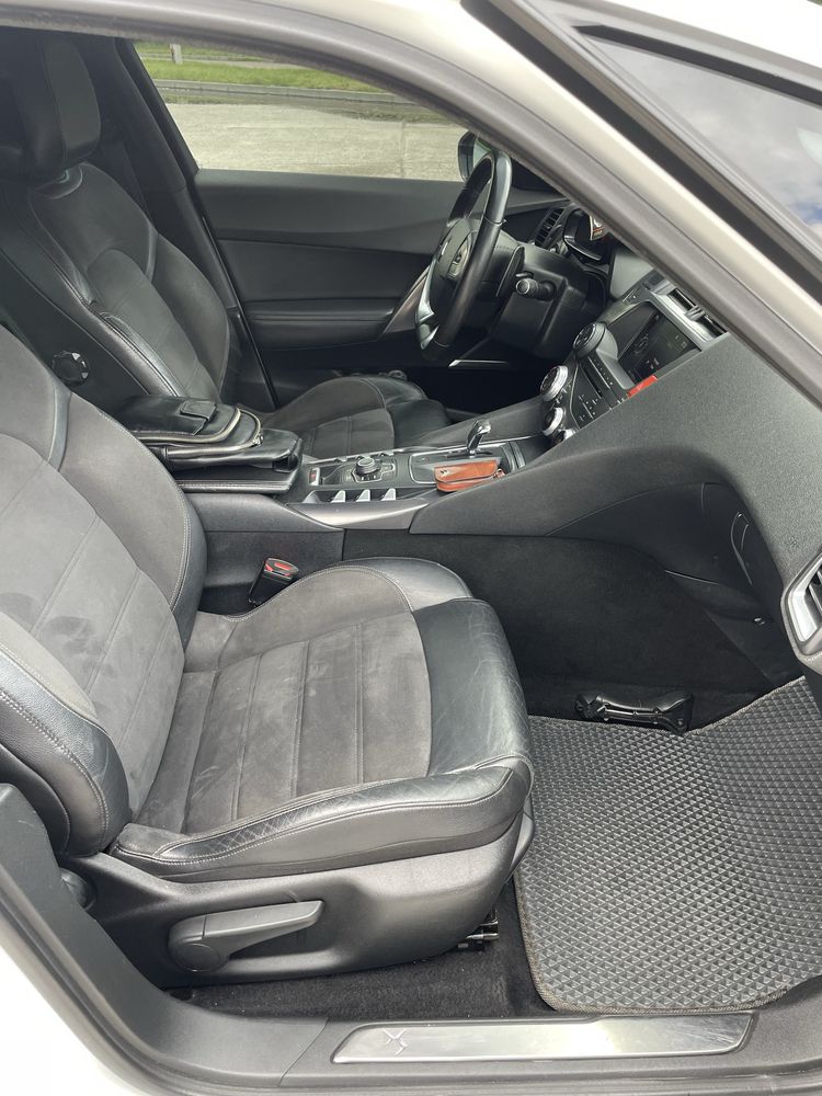 Citroen DS5 1.6Hdi automat