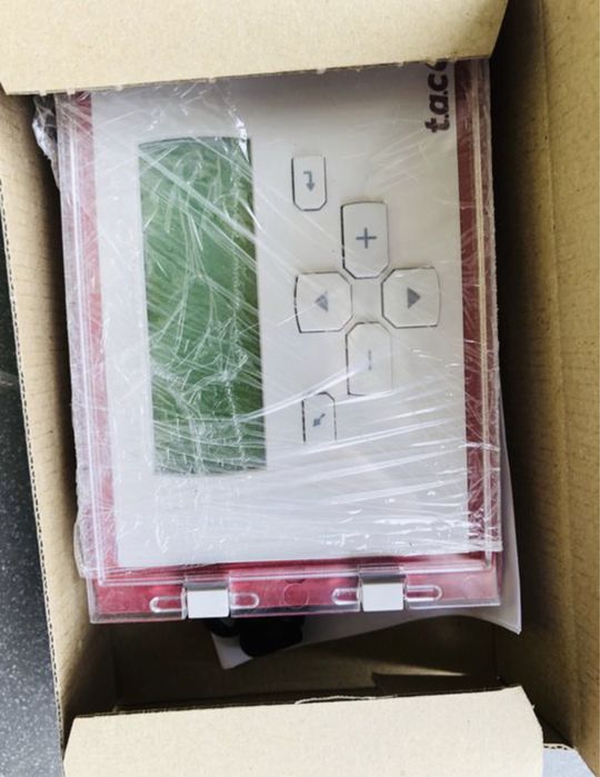 NOWY - Panel operatorski Xenta OP