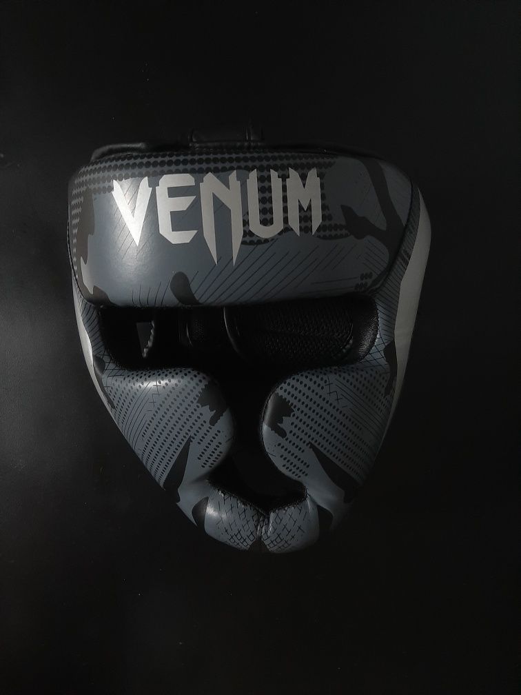 Шлем Venom для ММА