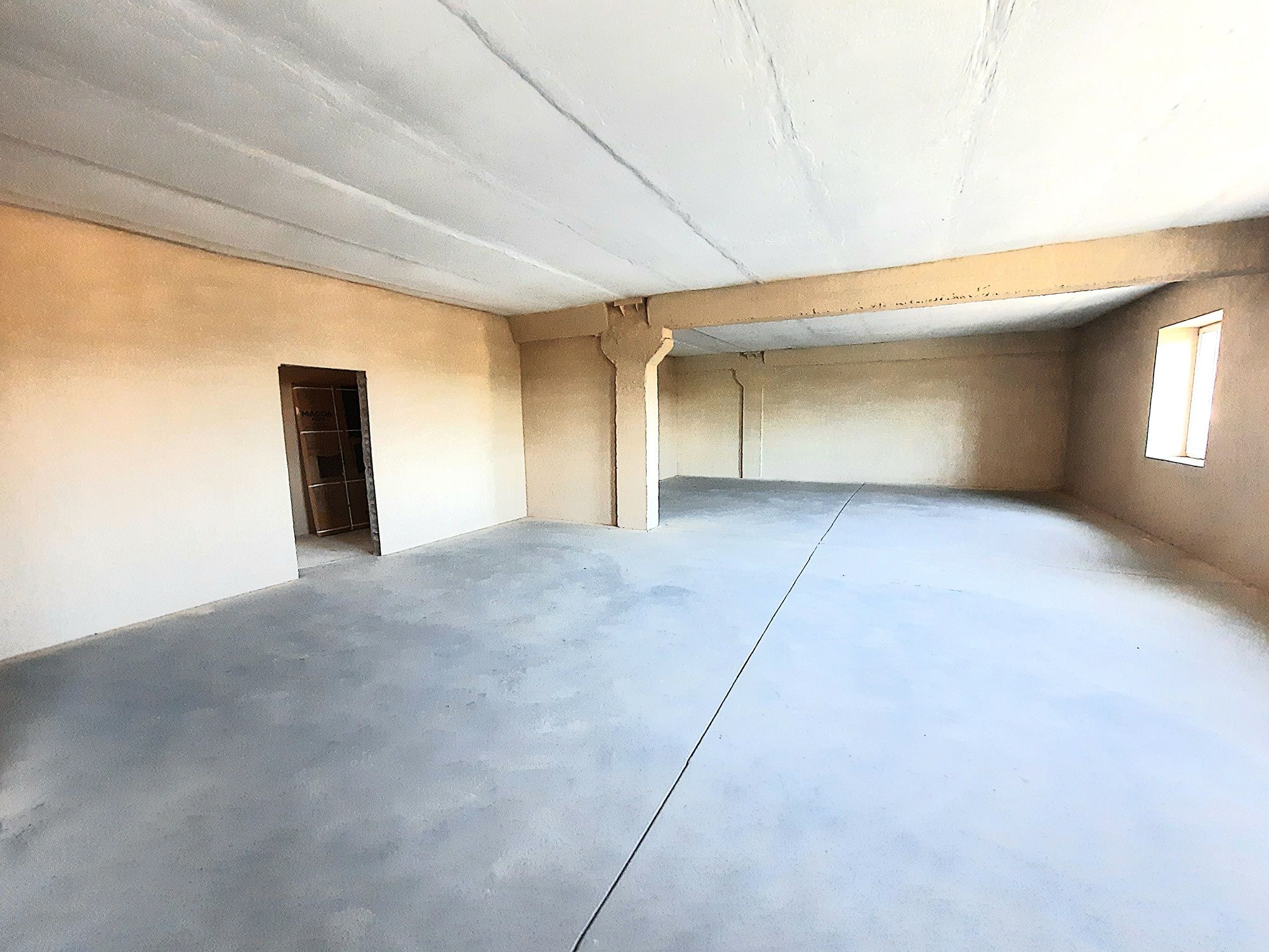 Офіс. Оренда. Площа S= 100~900 m2