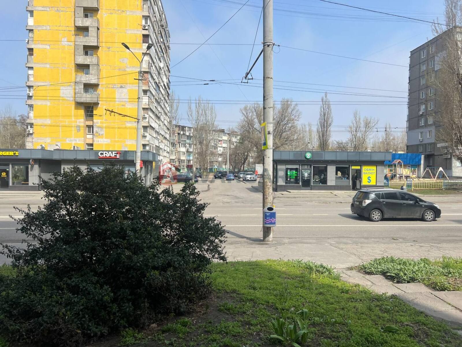 Оренда приміщення 35м2 на Калиновій під торгівлю, сферу полуг