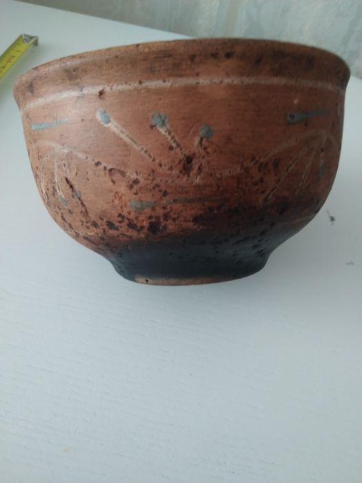 Макітри старовинні  2штуки