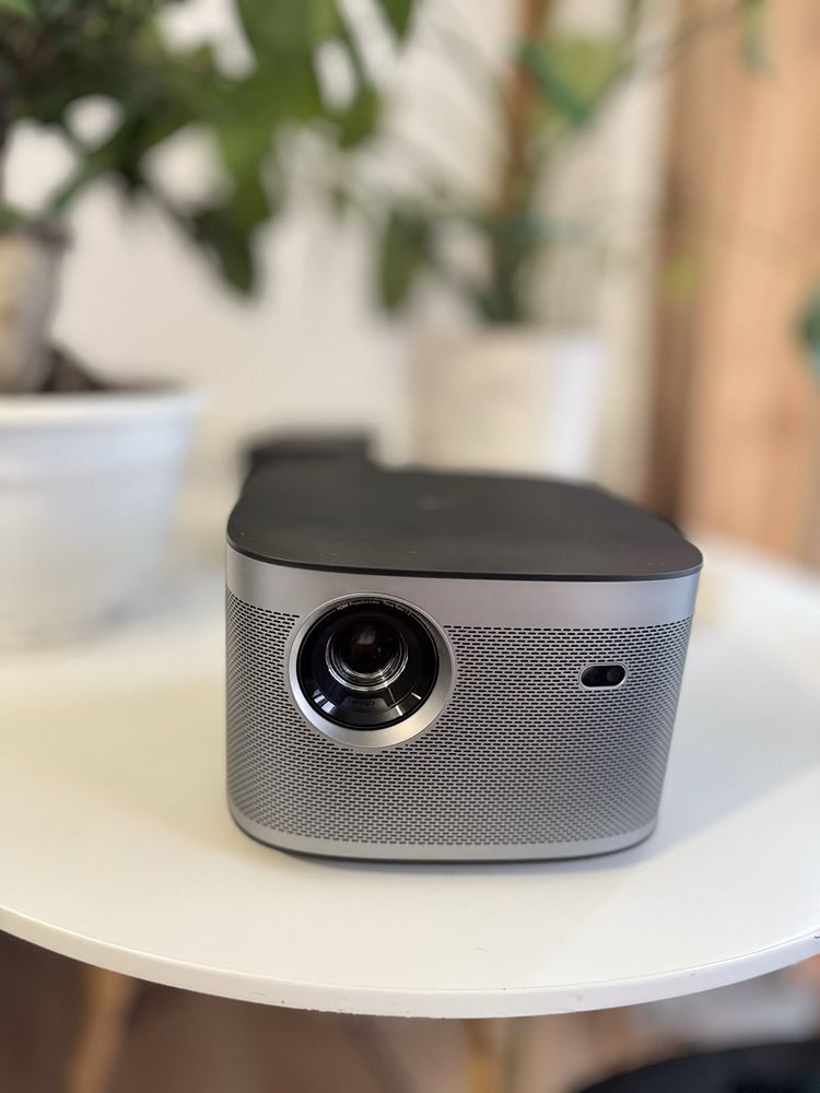 XGIMI Projektor Horizon - 1920 x 1080 - 2200 ANSI lumens