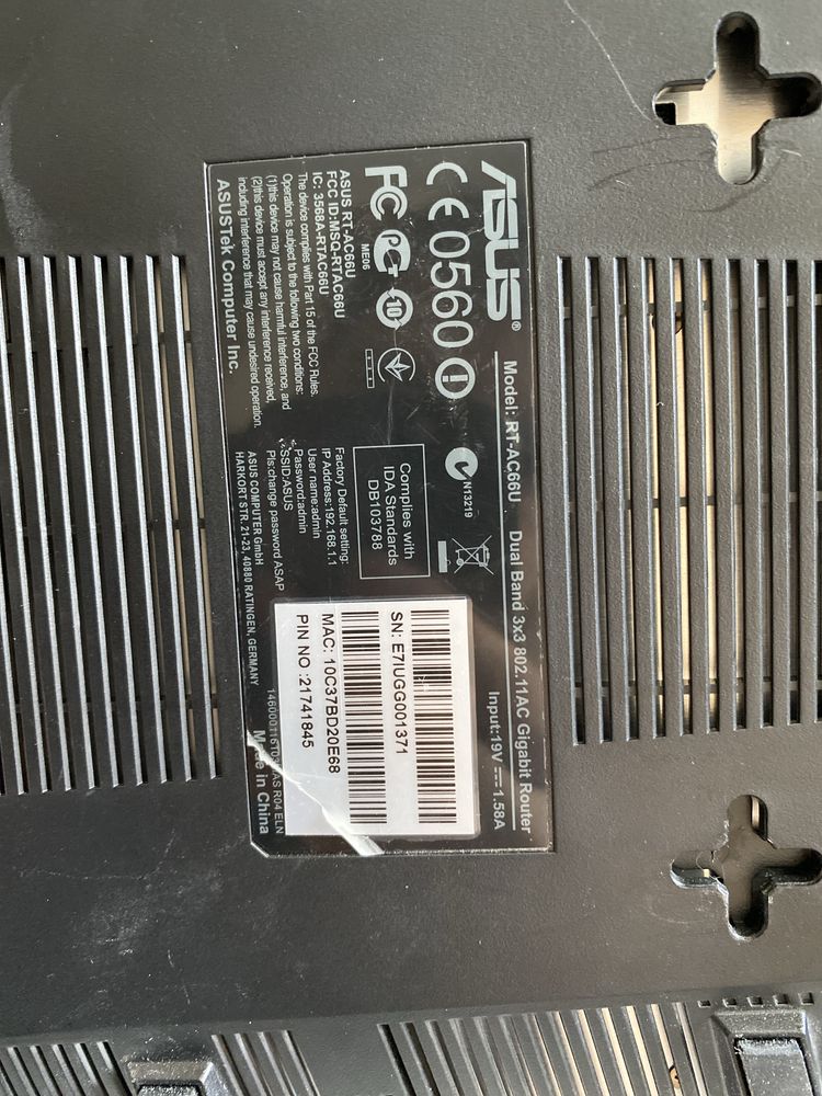 Router Asus RT-AC66u