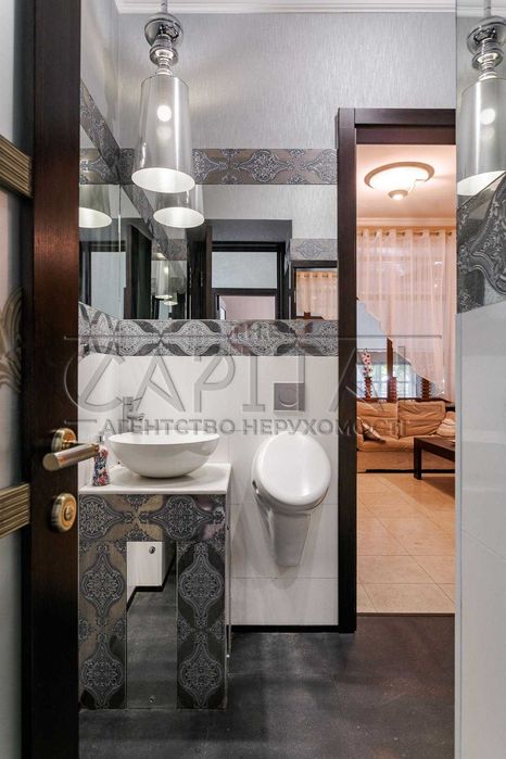 Перша здача Оренда преміального будинку у сосновому лісі Бучі 800 м2